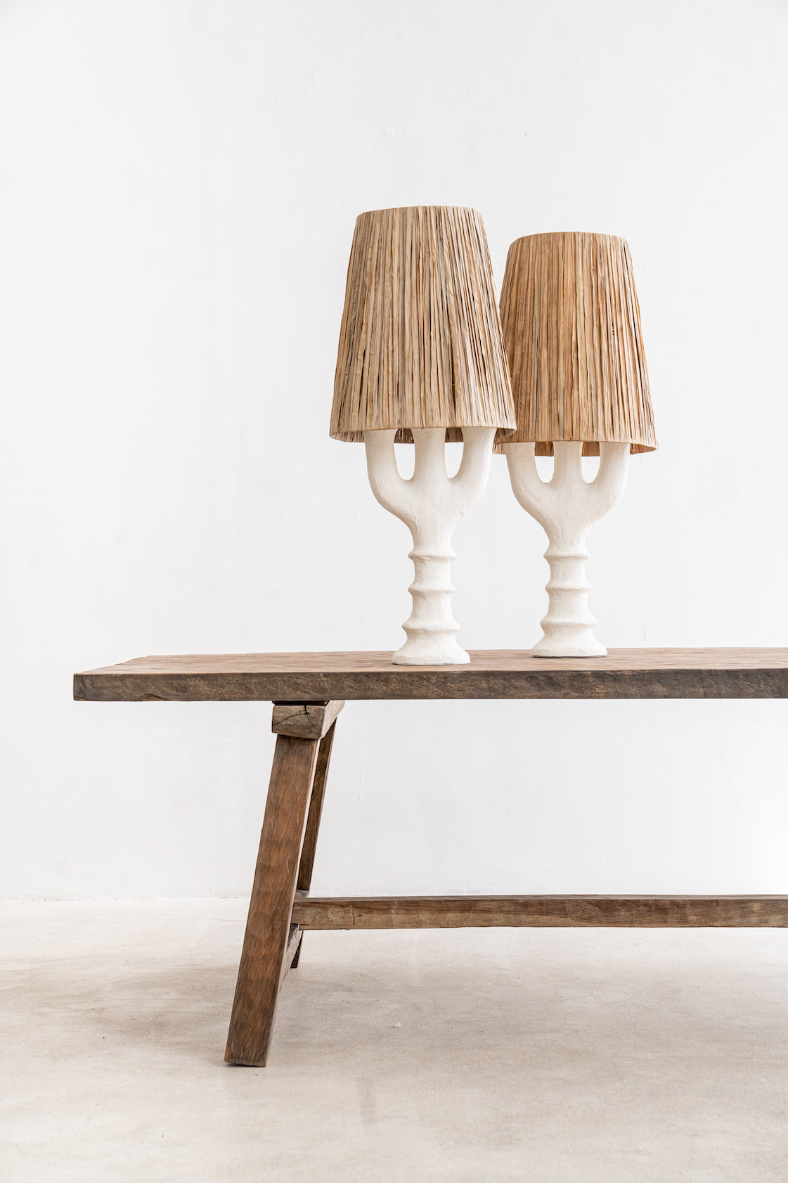 COTE TABLE LAMP
