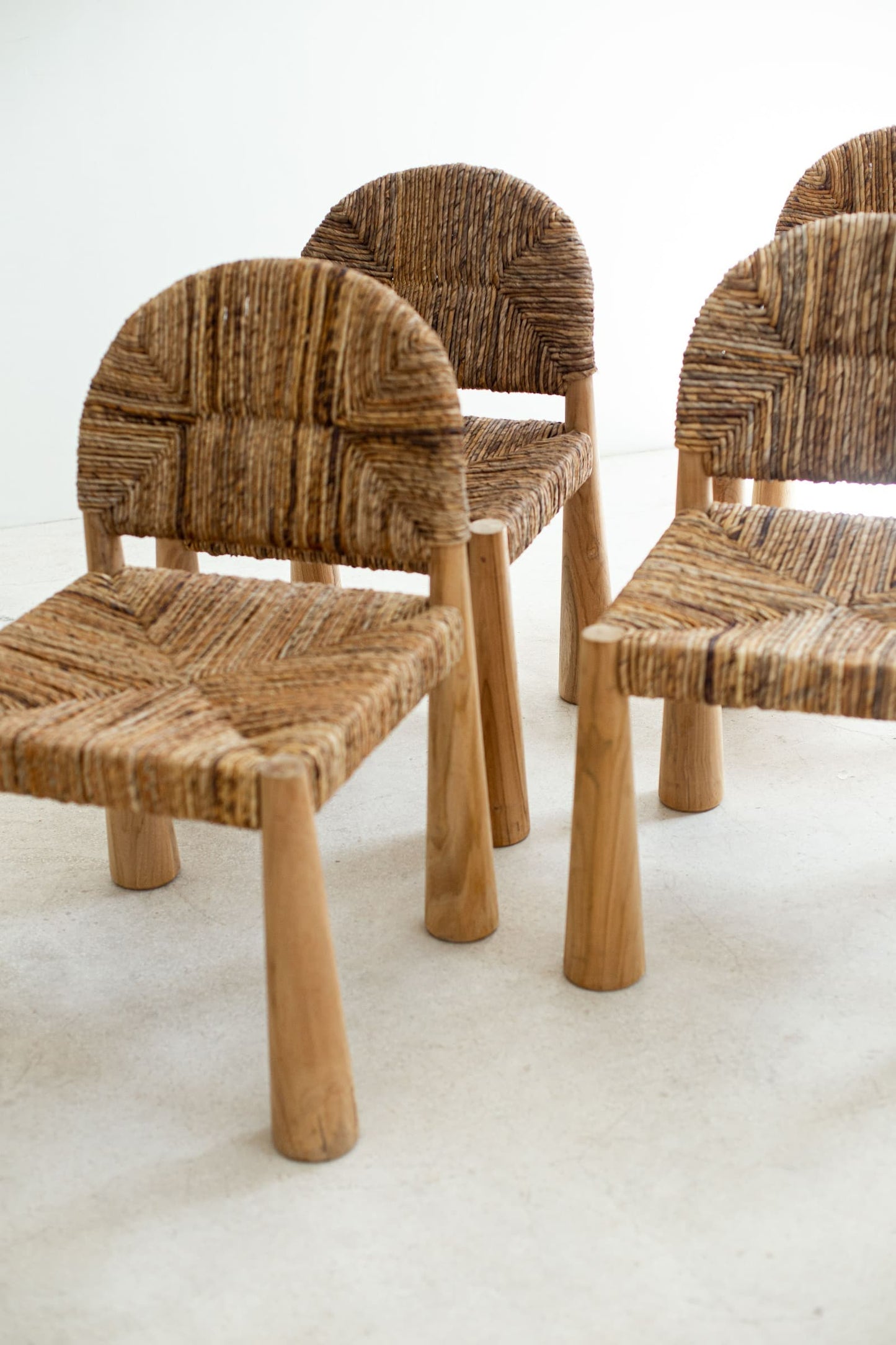 PAULA DINING CHAIR