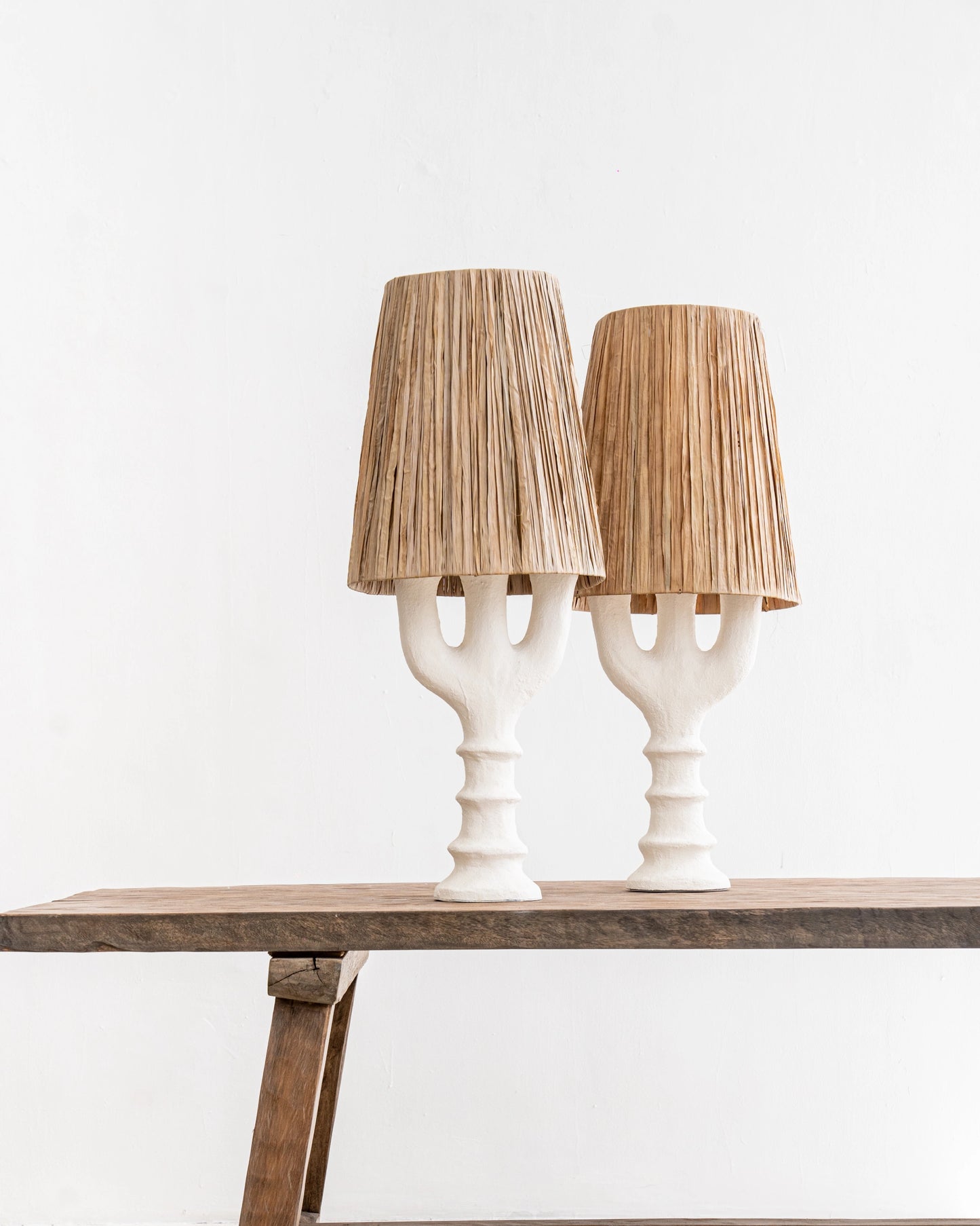 COTE TABLE LAMP