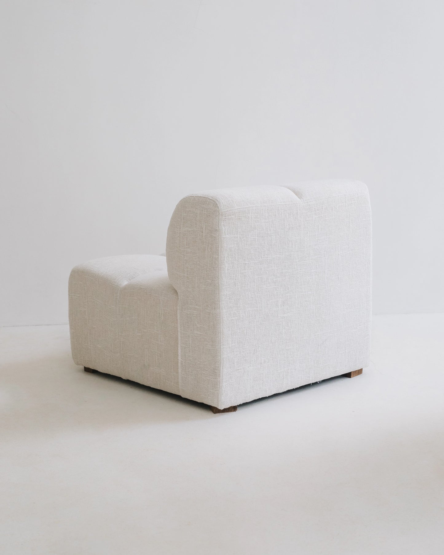 VIO CHAIR