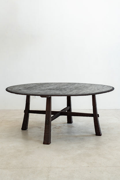 ROUND MAUI DINING TABLE