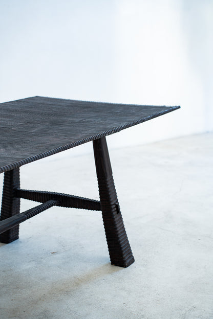 MAUI DINING TABLE