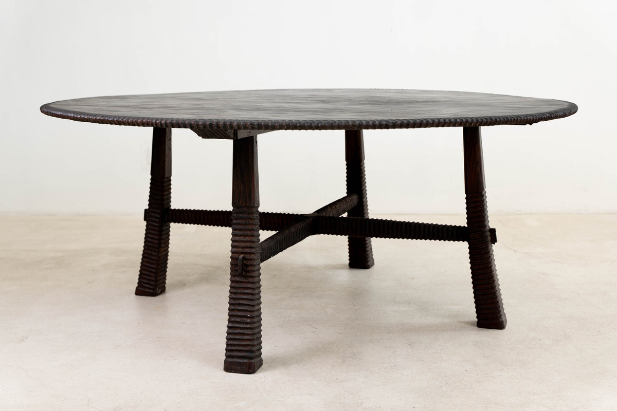 ROUND MAUI DINING TABLE