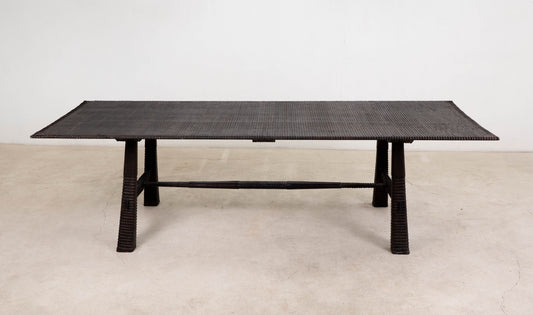 MAUI DINING TABLE