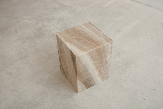 ONYX CUBE