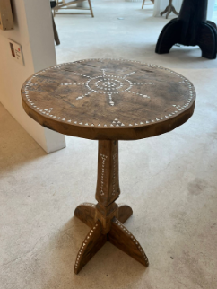 SIDE TABLES MOTHER OF PERAL