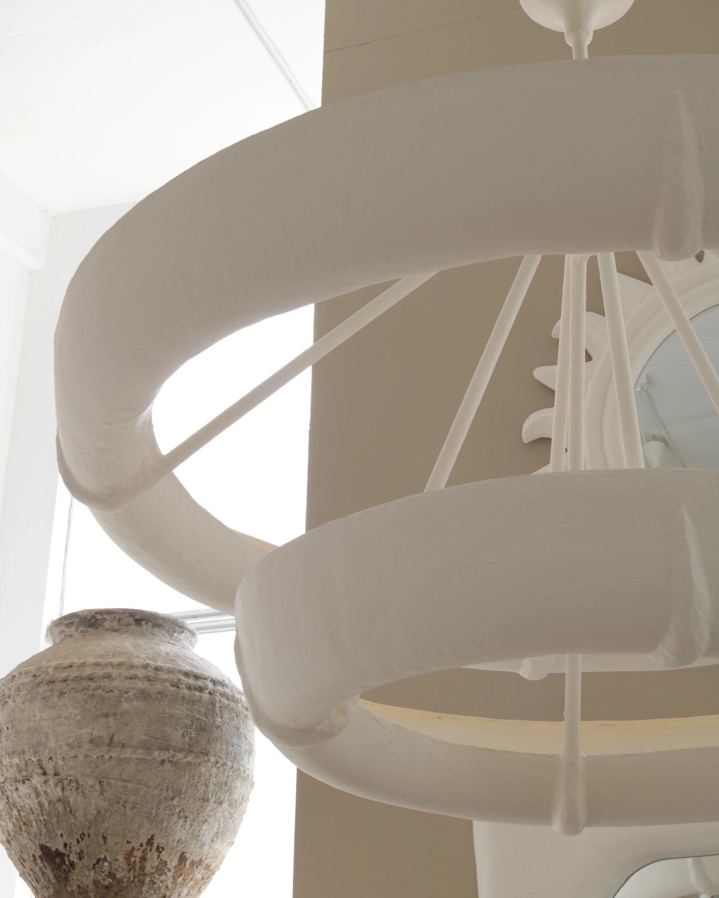 AURA LARGE HANGING LIGHT