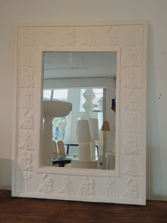 LOLA MIRROR