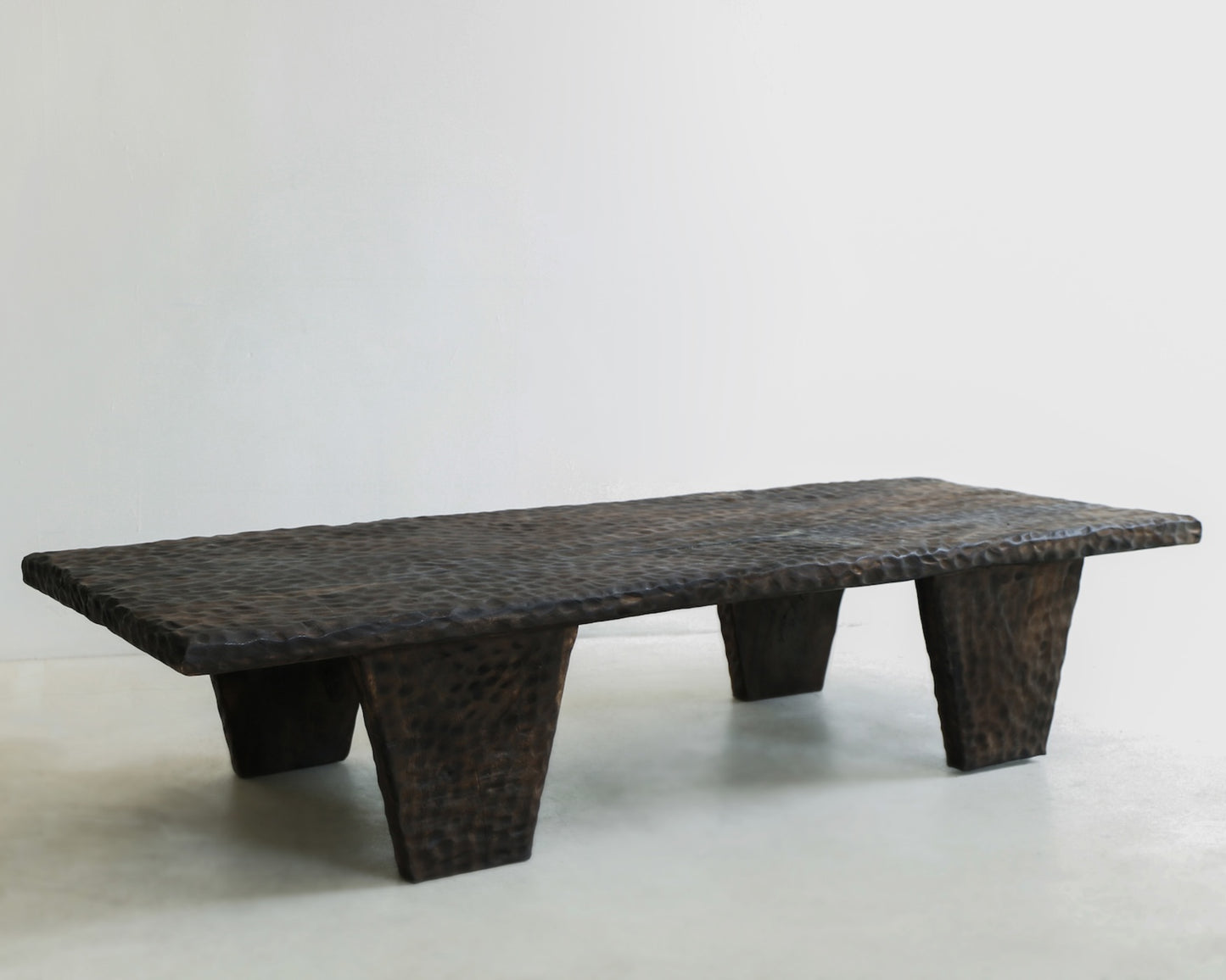 VALE COFFEE TABLE