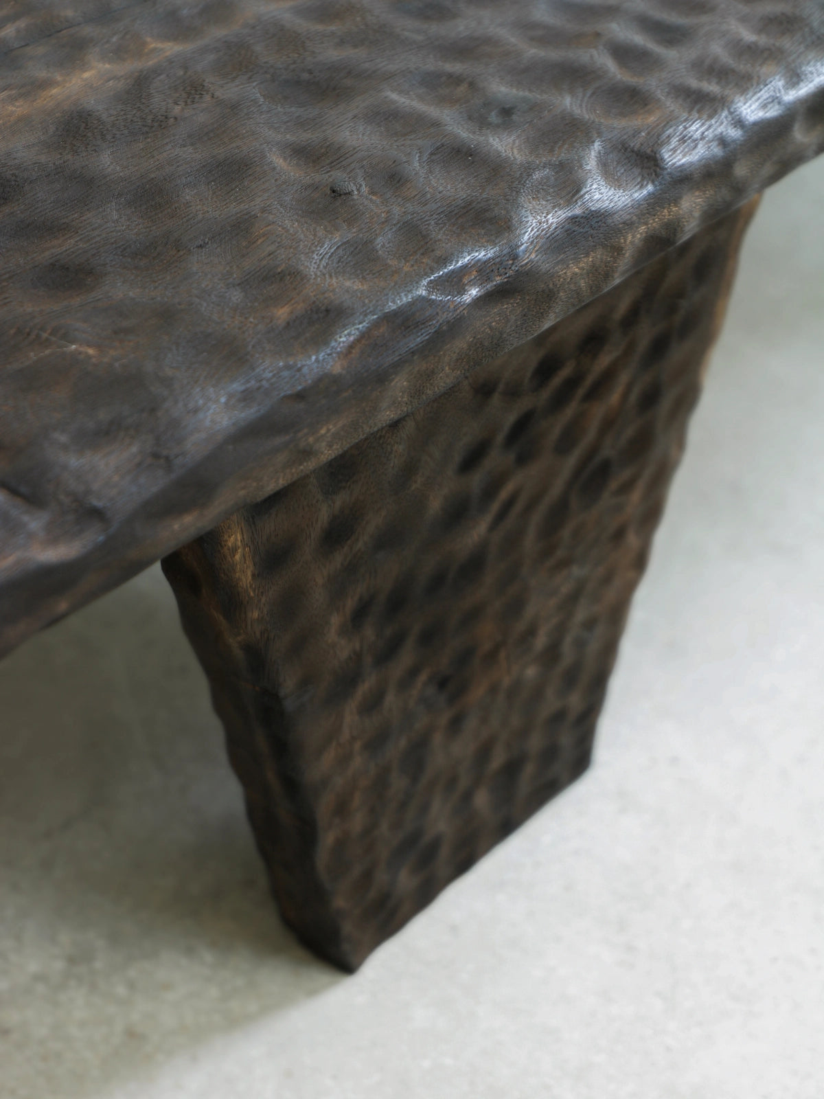 VALE COFFEE TABLE